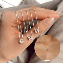 Carregar imagem no visualizador da galeria, Colar Feminino com Letra Inicial A-Z, banhado e ouro 18k e prata 925